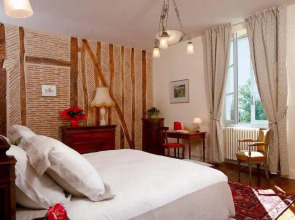 Chateau Les Farcies Du Pech