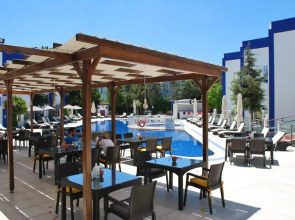 Serpina Hotel - Adults Only