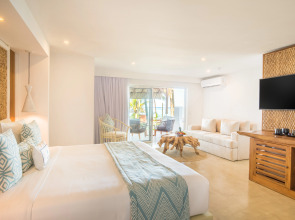 Seasense Boutique Hotel & Spa