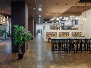 Dean’s Home Budapest