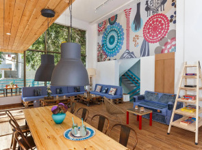 STAY Rhodes HoStel & Bar