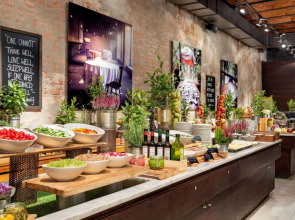 Vienna House by Wyndham Andel's Lodz