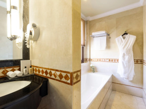 InterContinental Madrid by IHG