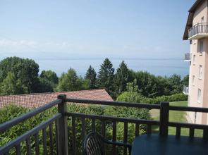 Zenitude Hotel-Residences Les Terrasses du Lac