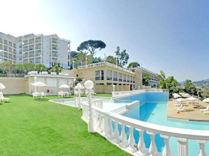 The Royal Grand Hotel