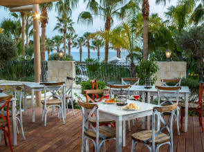 Aquamare Beach Hotel & Spa