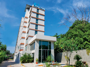 B2 Sea View Pattaya Boutique & Budget Hotel