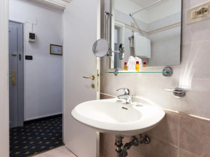 Hotel Ambassador Tre Rose