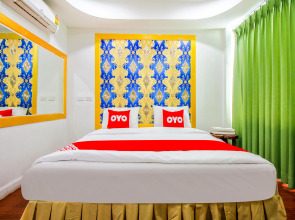 OYO 410 Diamond Boutique Hostel