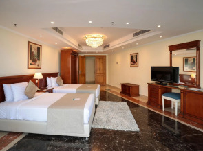 SUNRISE Alex Avenue Hotel