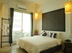 Walking Street Residence