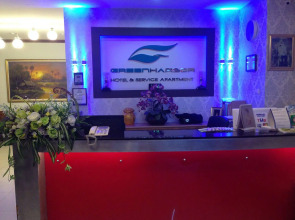 Green Harbor Hotel & Service Apartment