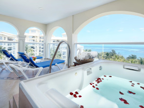 Occidental Costa Cancún All Inclusive