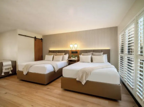 Bevonshire Lodge Motel