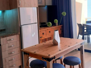 Paradise Court Aparthotel