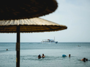 Golden Star City Resort