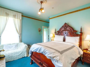 Amethyst Inn at Regents Park