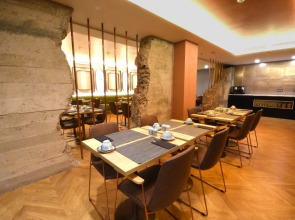 Design Plus Bex Hotel