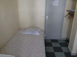 Отель Au Royal Mad