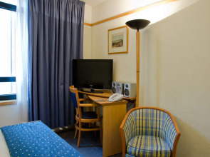 VIP Executive Eden Aparthotel