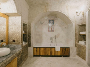 Lunar Cappadocia Hotel