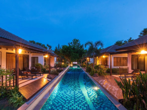 Pinnacle Grand Jomtien Resort and Beach Club