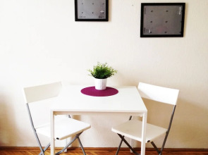 Hi5 Apartments - Parliament