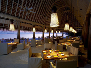 Anantara Kihavah Maldives Villas