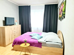 Белые ночи на улице Герцена 106