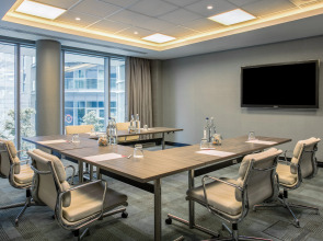 Crowne Plaza London - Battersea