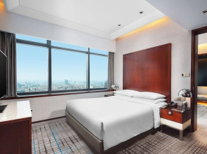 Renaissance Shanghai Zhongshan Park