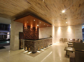 Grand La Walon Hotel