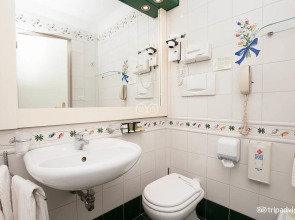 Hotel Diana Roof Garden