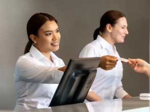 The Parnell Hotel & Conference Centre