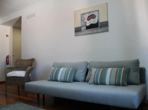 Travellers Pearl by Story Tellers