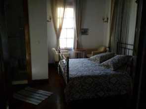 Aristonicus Boutique Hotel