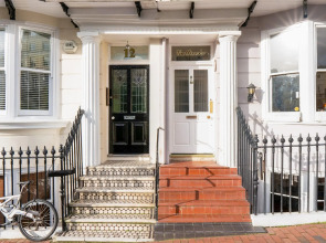 Gullivers Hotel - B&B