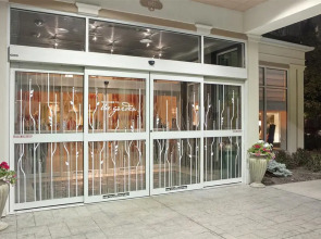 Hilton Garden Inn Queens/JFK Airport