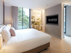 The Quarter Ploenchit by UHG