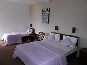 Manudi Glenfallsedge Rest