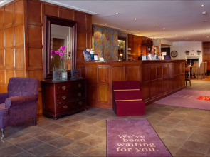 Home Hotel Bastion - Dinner included