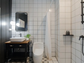 Blu Monkey Boutique Phuket Town