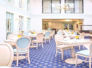 AX The Victoria Hotel