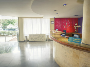 Azuline Hotel Bahamas y Bahamas II