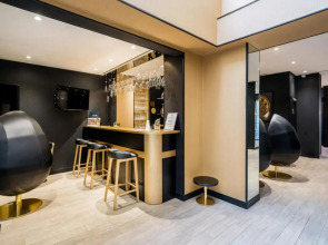 Hotel Les Bulles de Paris