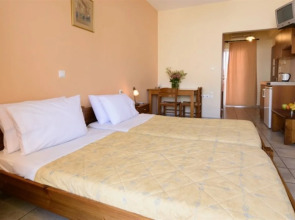 Argyro Apartments and Studios