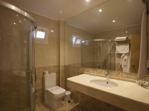 Отель Club & Hotel Letoonia