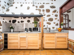 Aparta-Suite El Charco