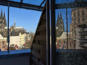 KONCEPT Hotel Zum Kostbaren Blut