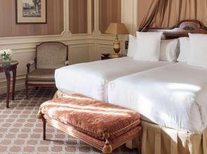 Gran Melia Fenix - The Leading Hotels of the World